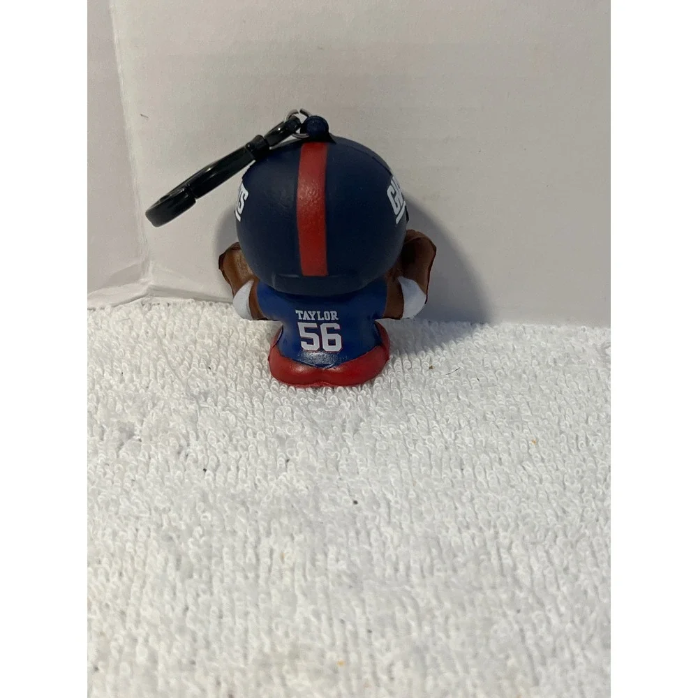 Lawrence Taylor NY Giants NFL Keychain Figure #56 Blue Jersey Football Toy